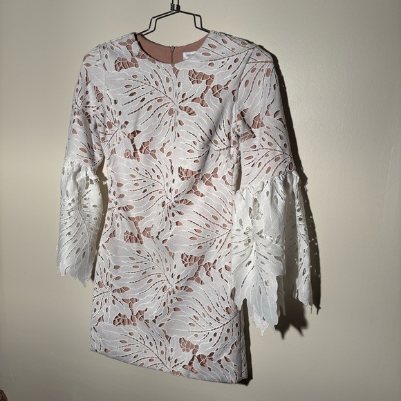 Dress The Population White Nude Bell Sleeve Dress - Picture 4 of 9